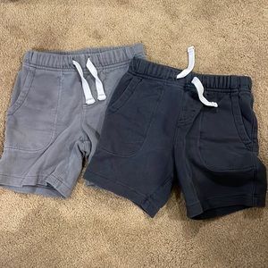 Set of 2 Carters Shorts